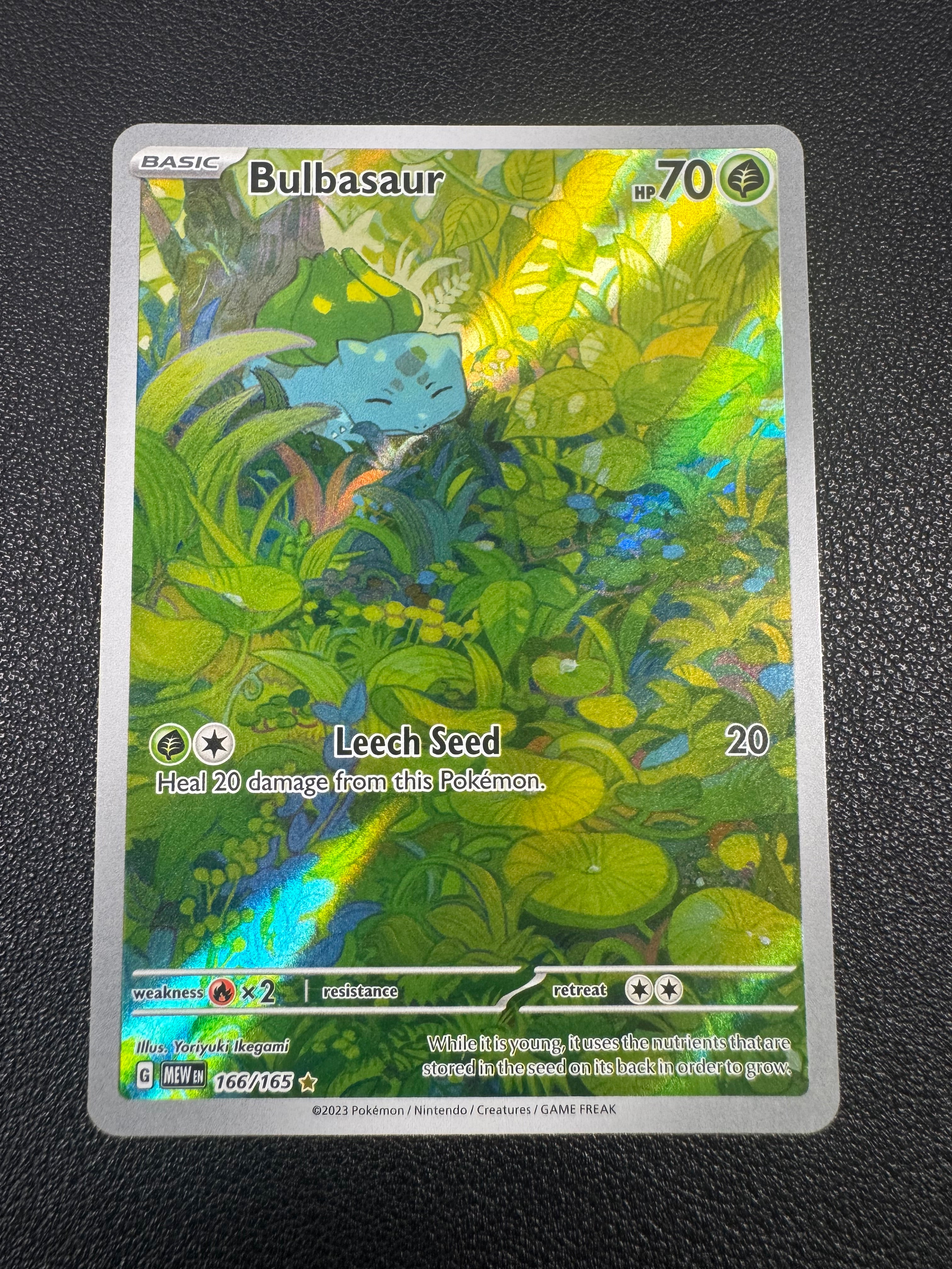 Bulbasaur (Illustration Rare) 166/165 Scarlet & Violet 151 Pokémon TCG